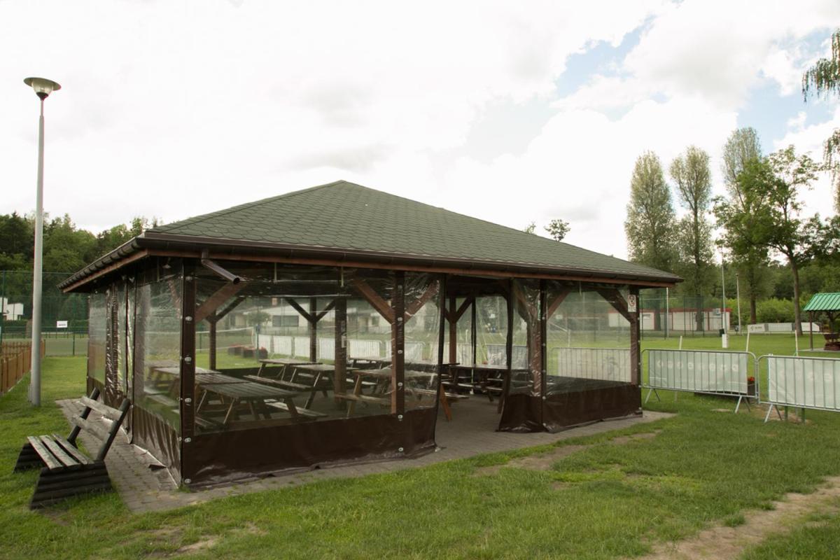 Camping Oaza Blonie Kornik Domki Standard Plus - 3 Pokoje Exterior photo