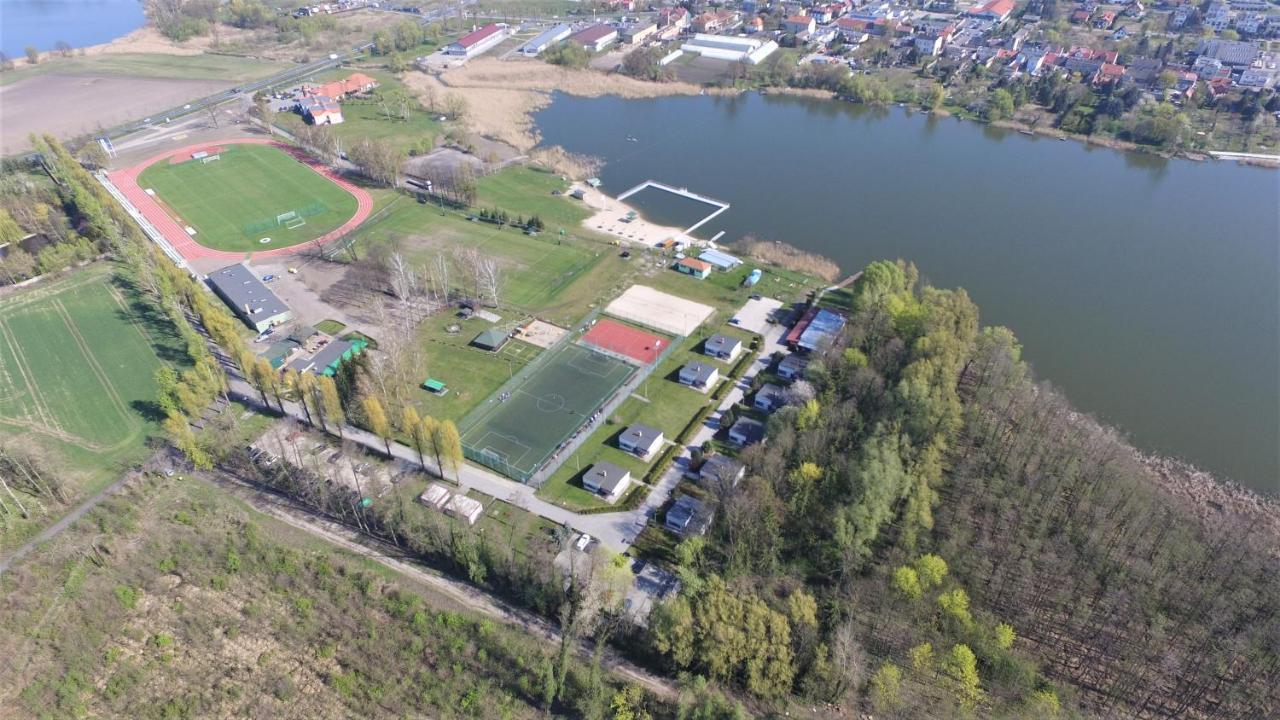 Camping Oaza Blonie Kornik Domki Standard Plus - 3 Pokoje Exterior photo