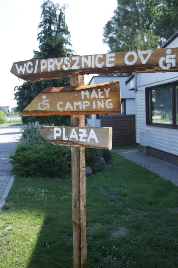 Camping Oaza Blonie Kornik Domki Standard Plus - 3 Pokoje Exterior photo